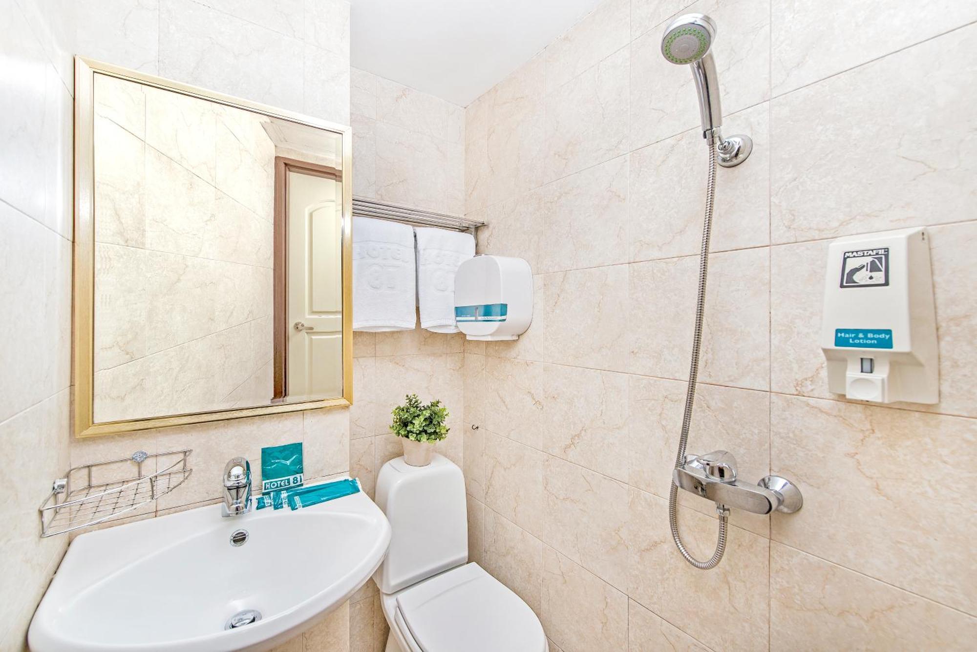 Standard Double Room – No Window